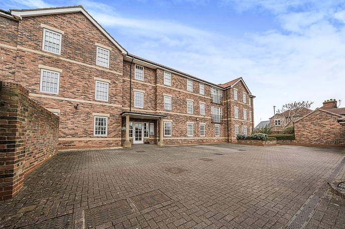 2 bedroom apartment for sale