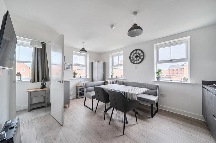 2 bedroom house for sale