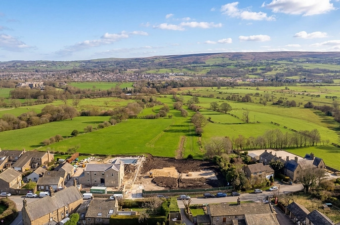 4 bedroom developmentplot for sale