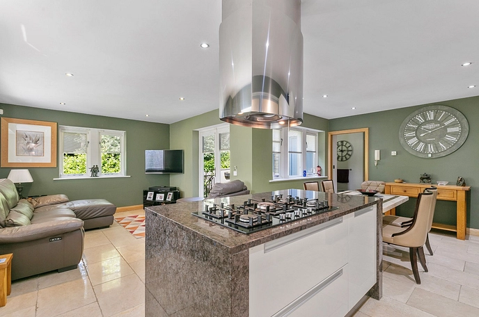 4 bedroom house for sale