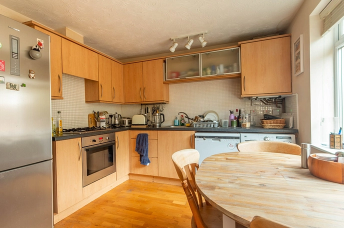4 bedroom property for sale