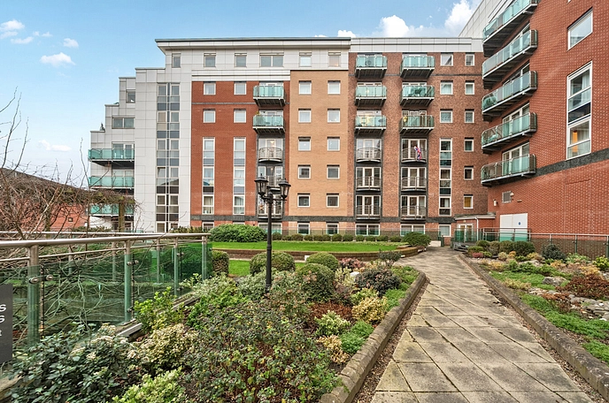 2 bedroom apartment for sale