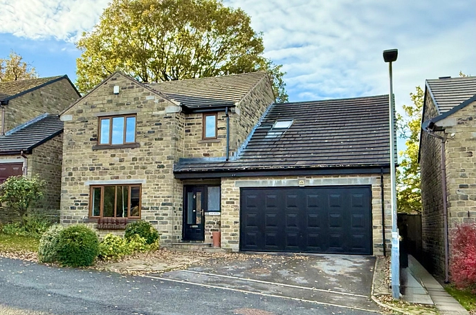 4 bedroom detached house to rent