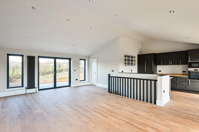 2 bedroom  semi-detached house for sale