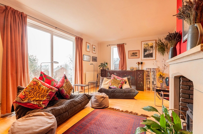 3 bedroom  detached house for sale
