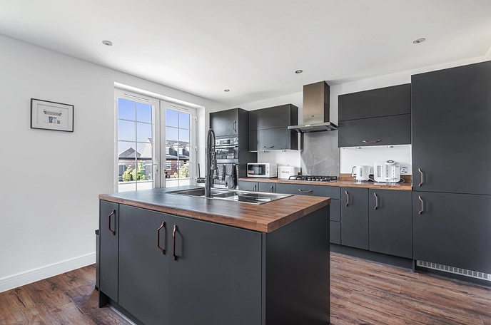4 bedroom house for sale