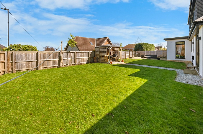4 bedroom  detached house for sale