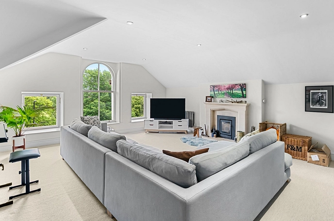 3 bedroom apartment for sale