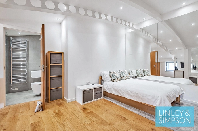 3 bedroom apartment for sale