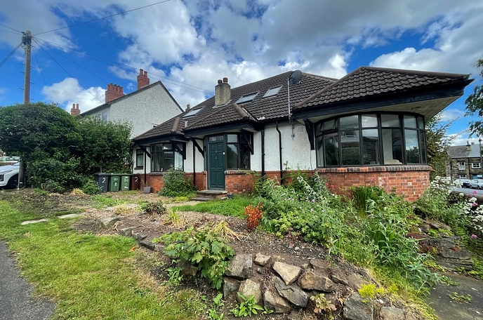 4 bedroom  detached house to rent