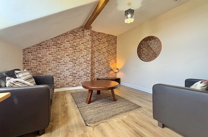 2 bedroom apartment to rent