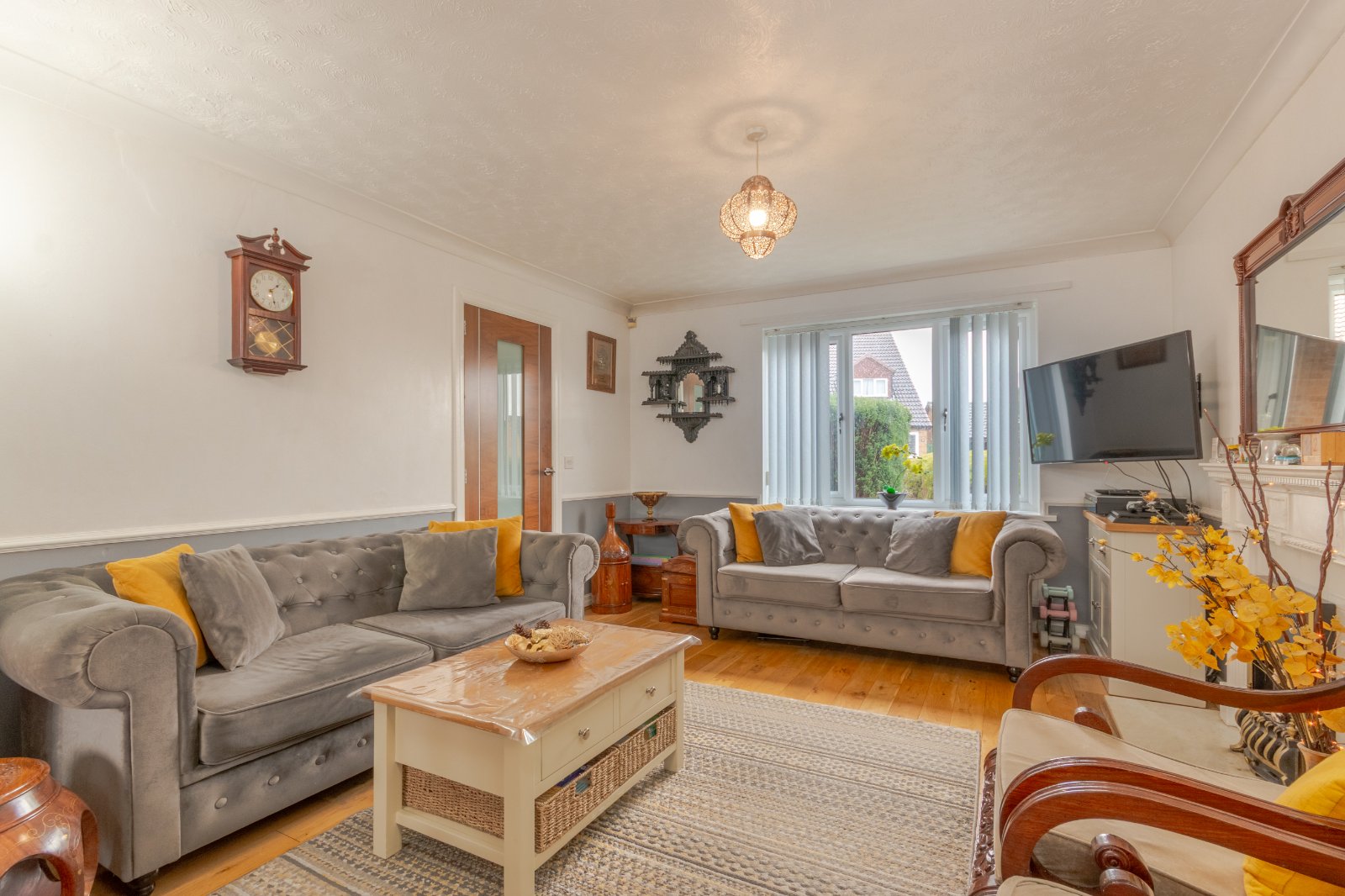 4 bedroom  detached house for sale