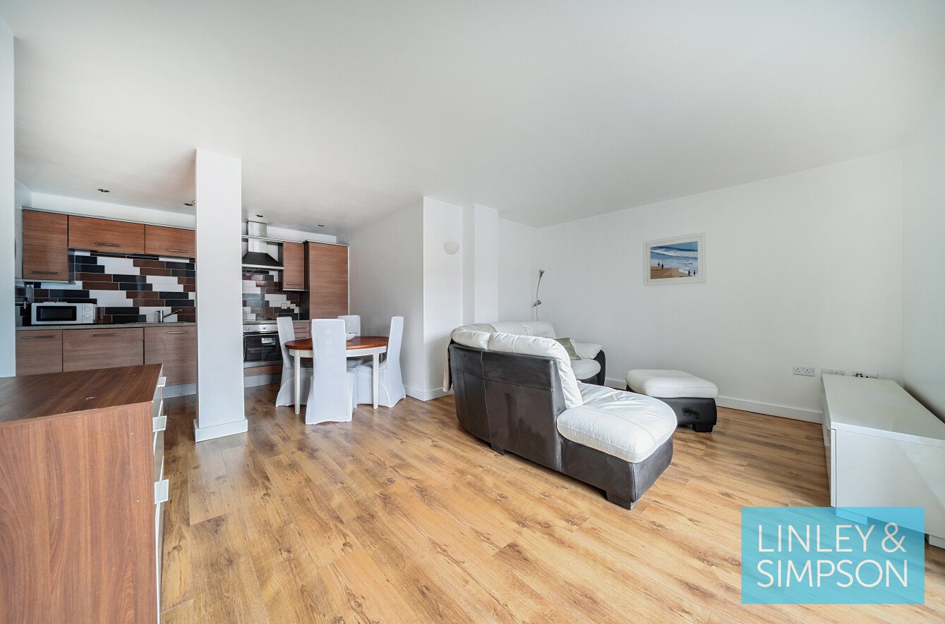 2 bedroom apartment for sale