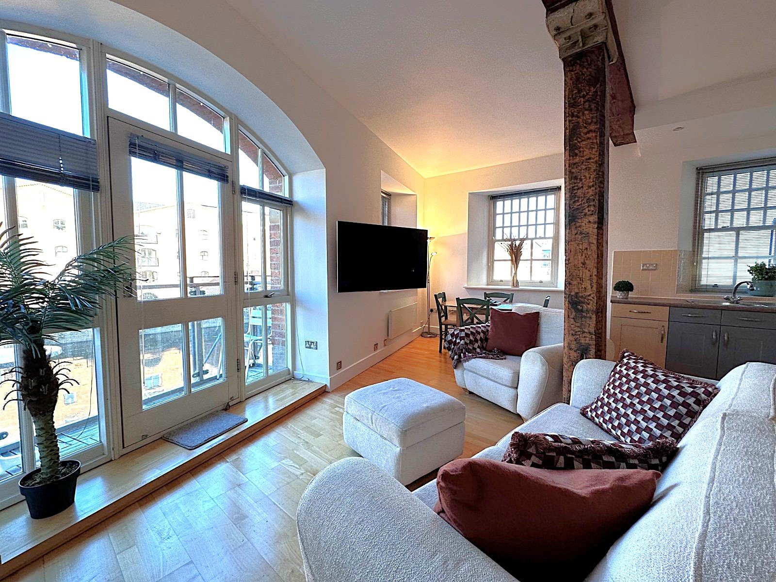 2 bedroom apartment for sale