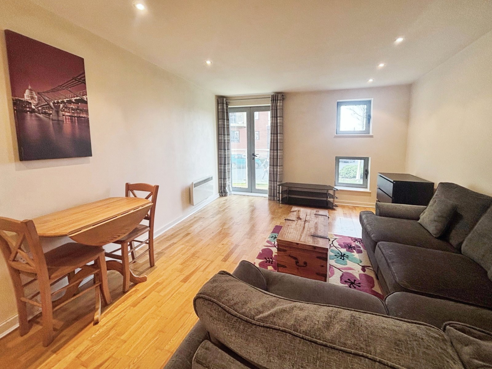 2 bedroom apartment for sale