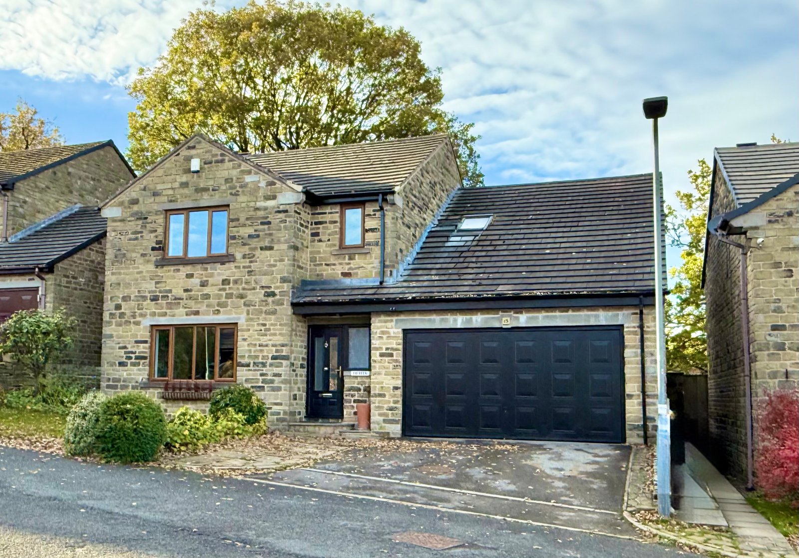4 bedroom  detached house to rent