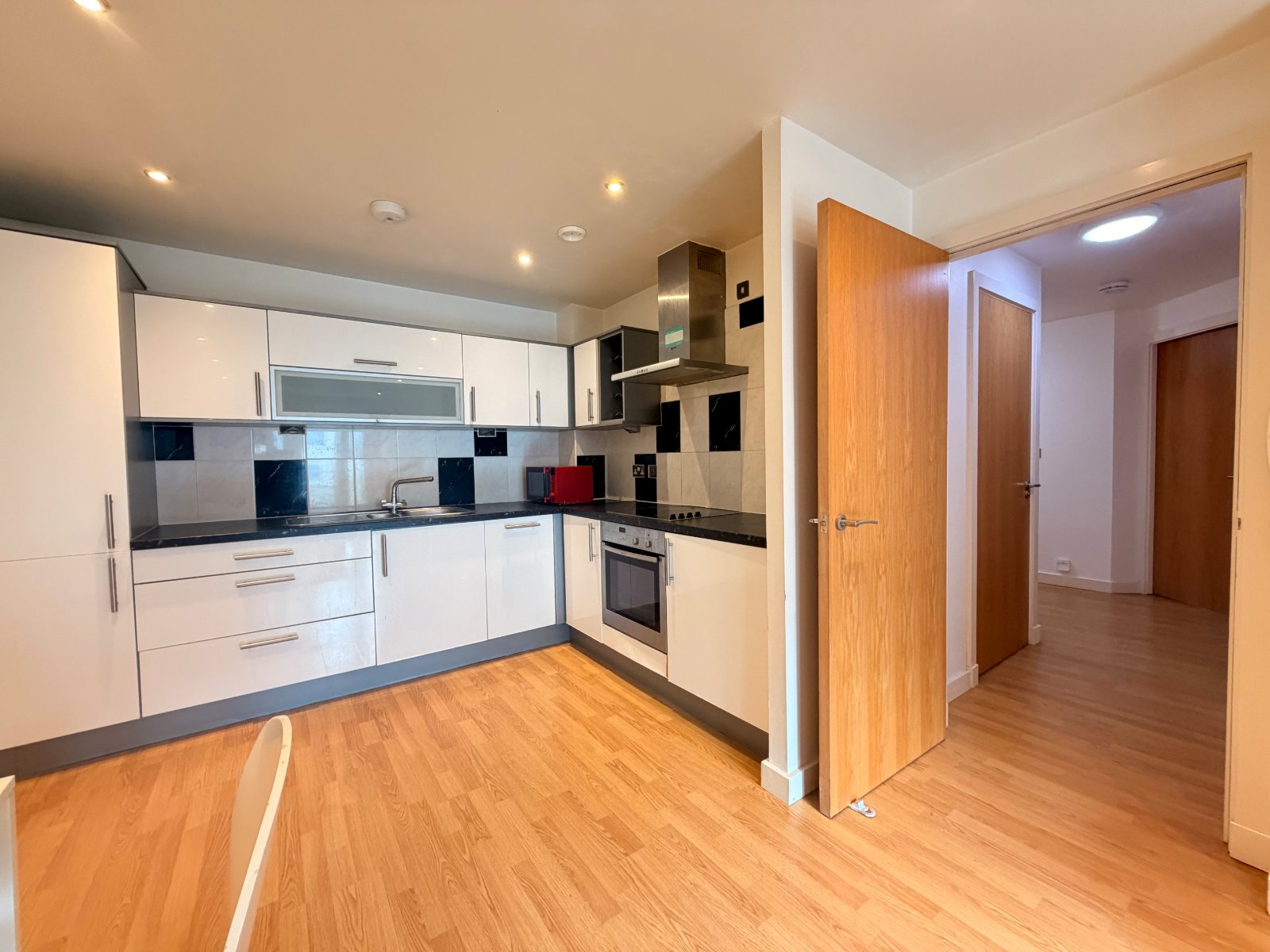2 bedroom apartment to rent