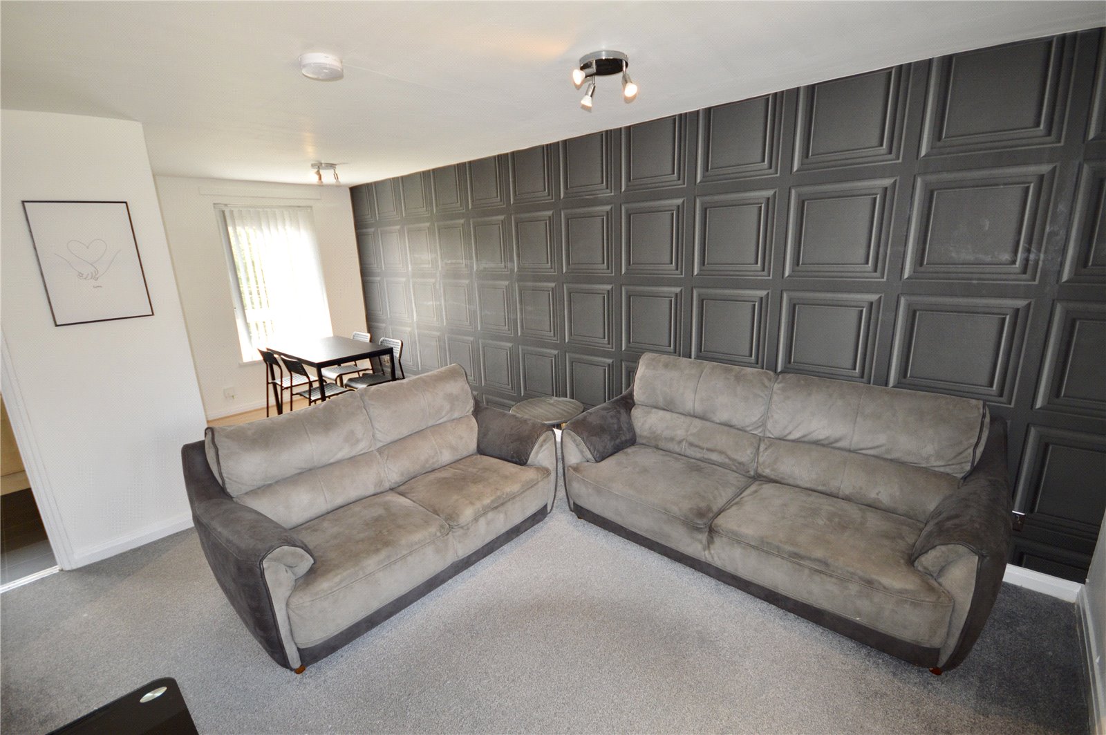 2 bedroom apartment to rent