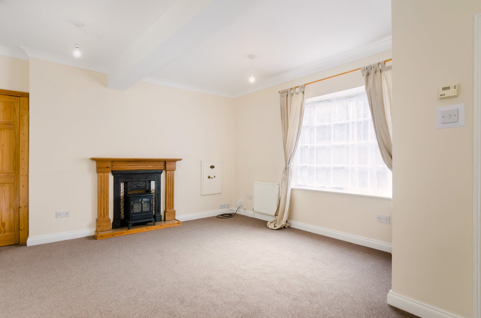 2 bedroom  terraced house for sale