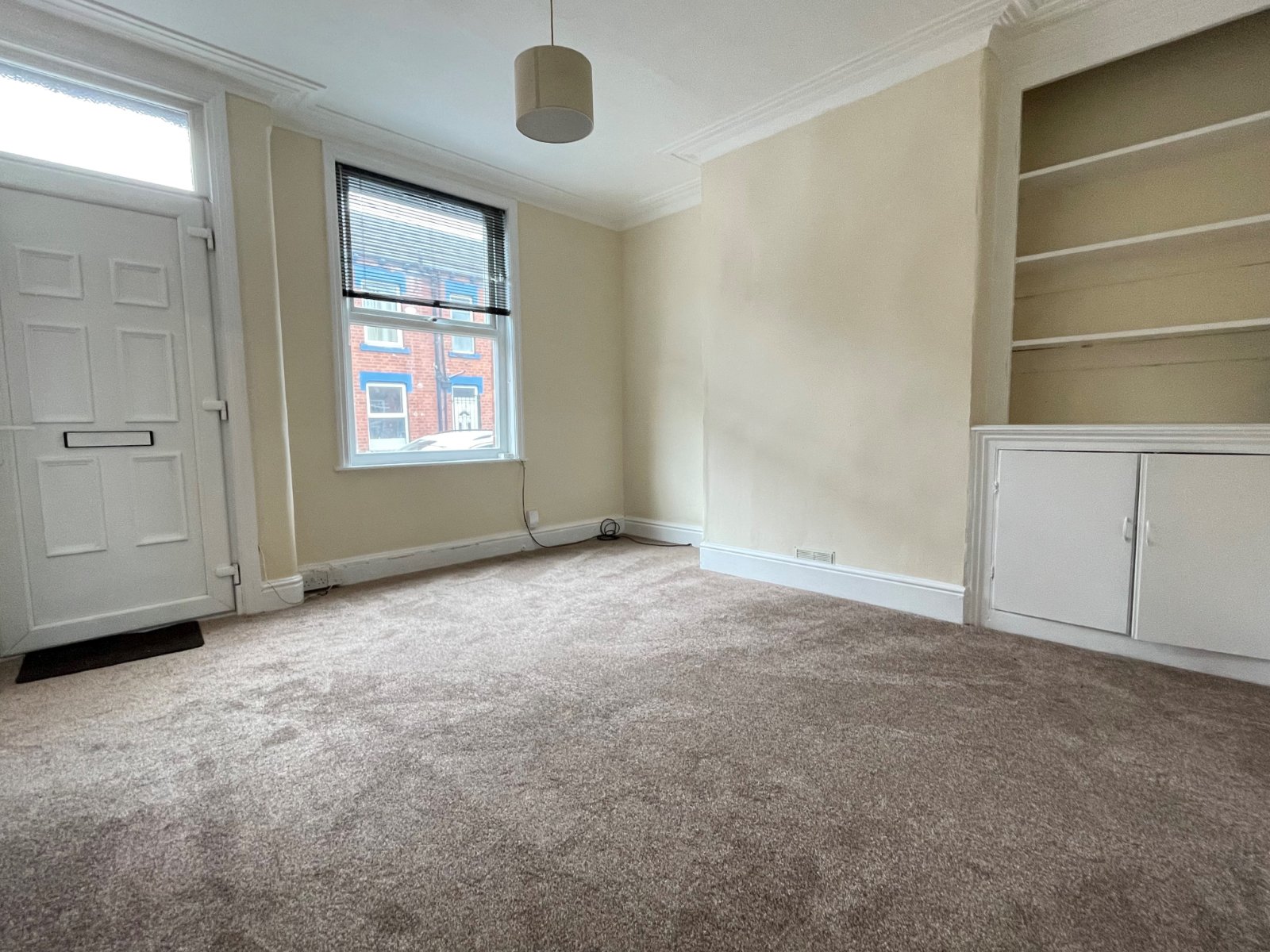 2 bedroom house to rent