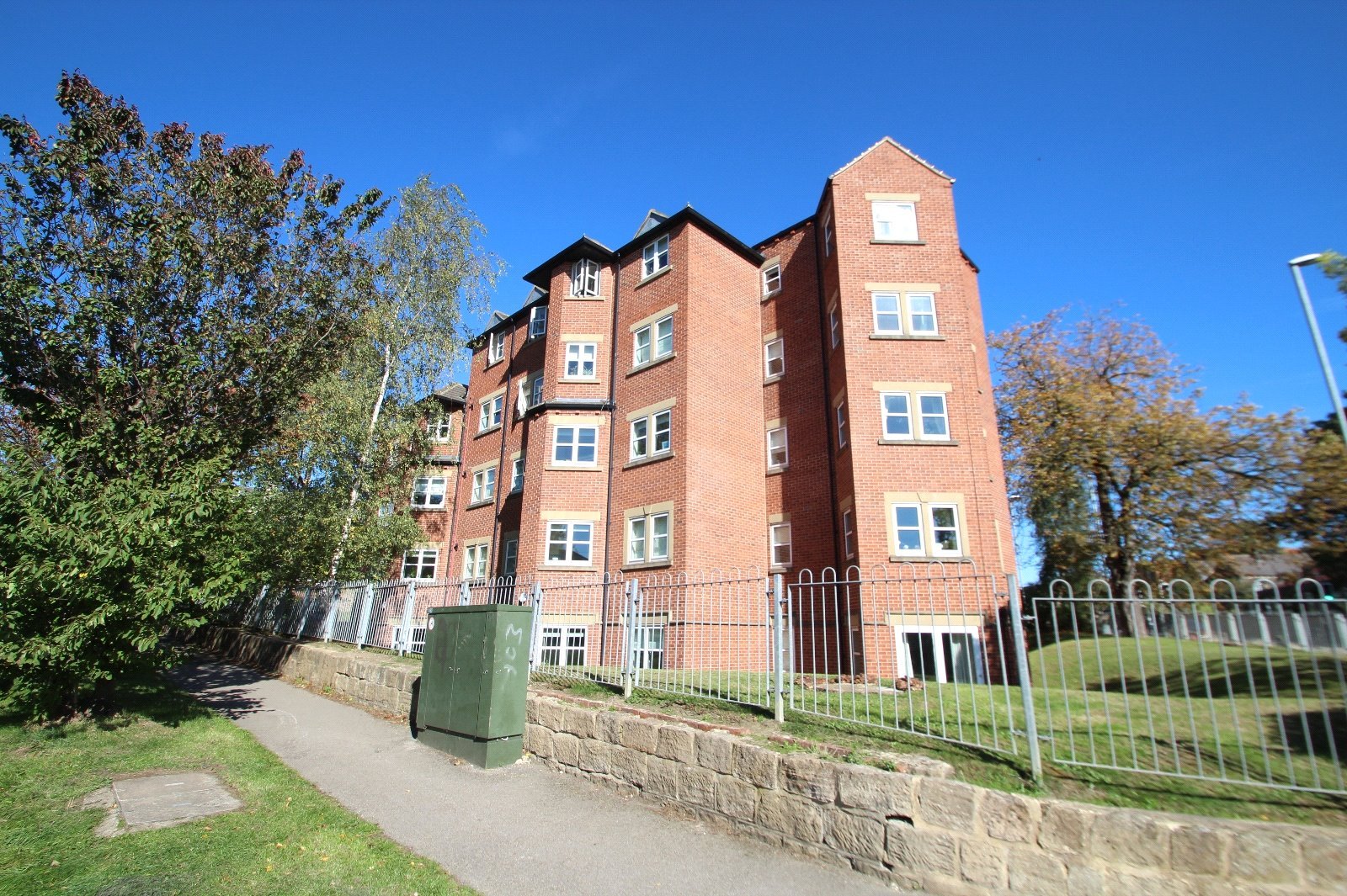 2 bedroom apartment to rent
