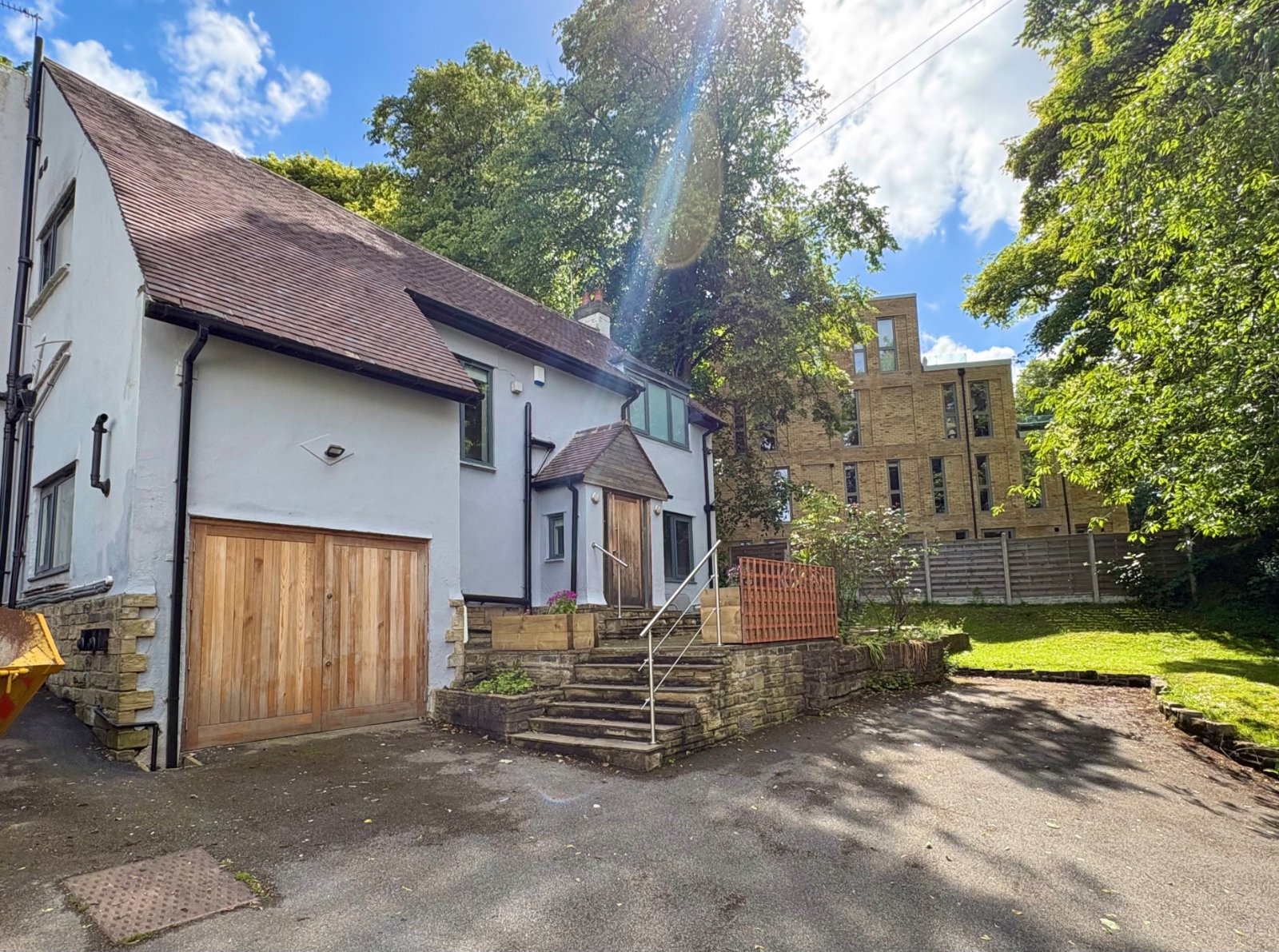 4 bedroom  detached house to rent