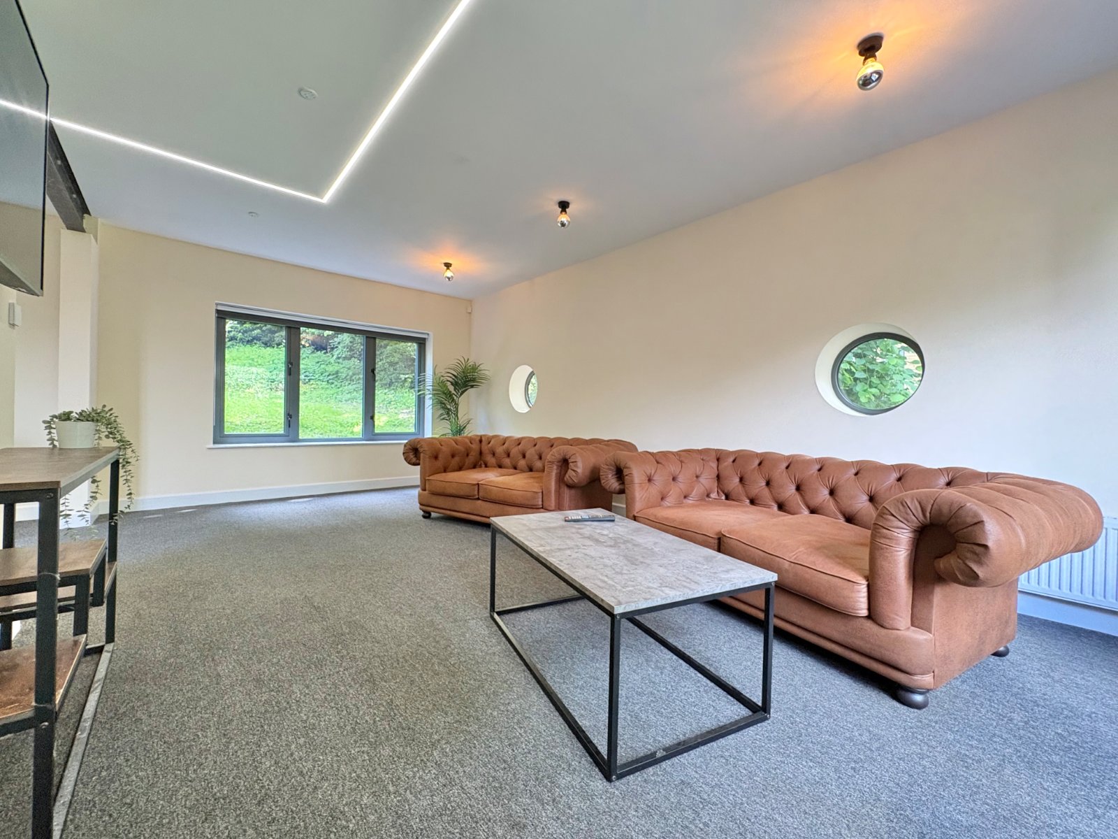 4 bedroom  detached house to rent
