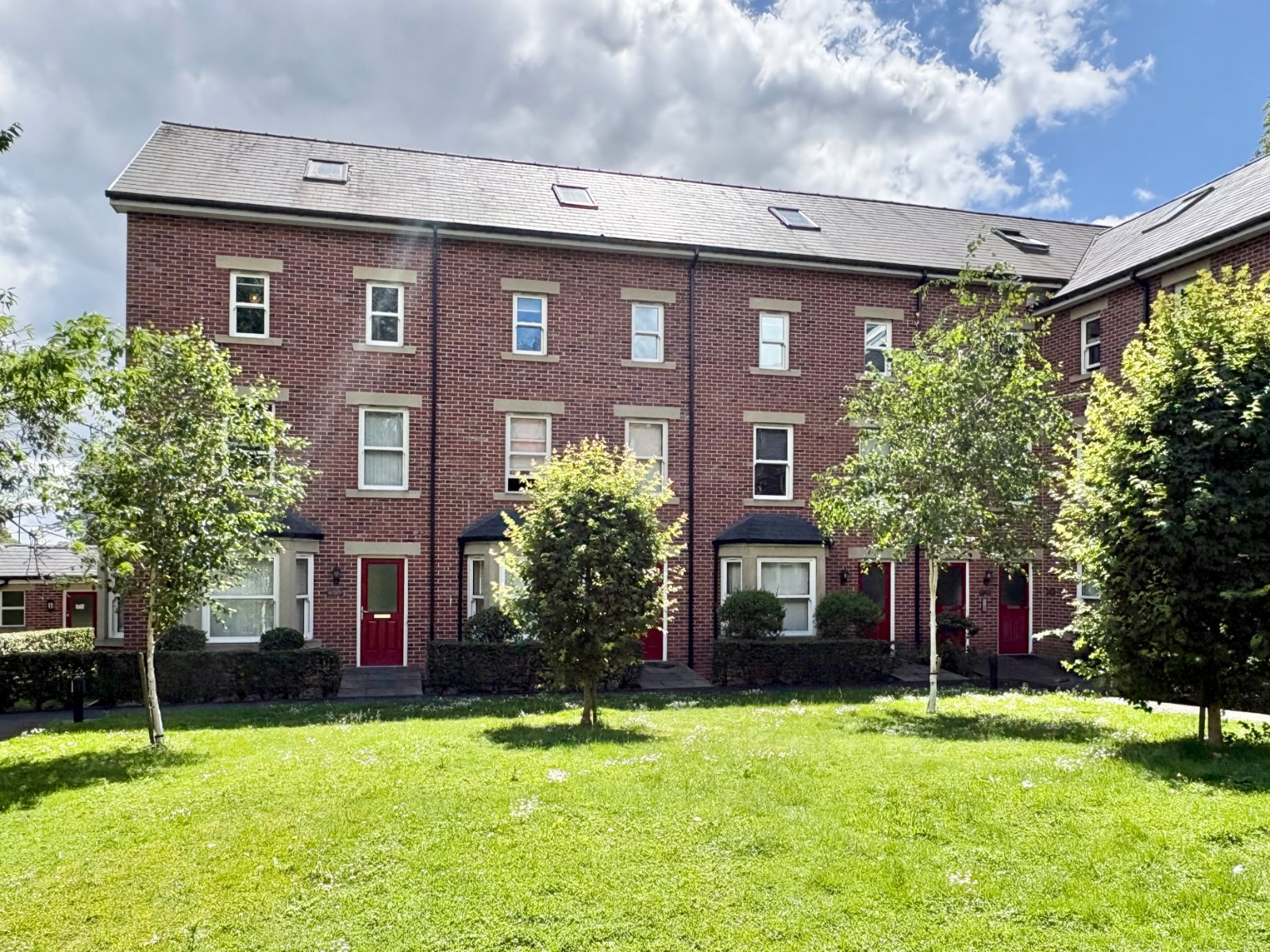 4 bedroom house to rent